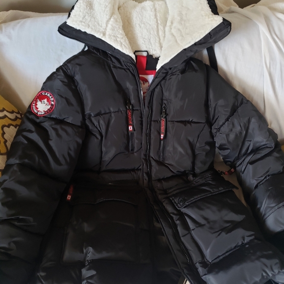 Canada Weather Gear Sherpa lined puffer large jacket - Picture 7 of 7